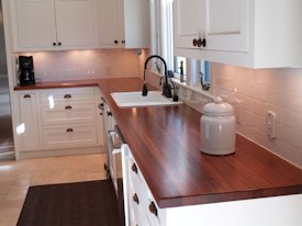 Jatoba edge grain countertop.