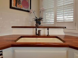 Edge Grain Sipo Mahogany Countertop with undermount sink and Waterlox finish