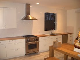 White Oak face grain custom wood countertop.