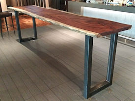 metal-base-table