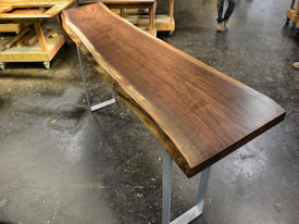 metal-base-table