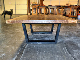 metal-base-table