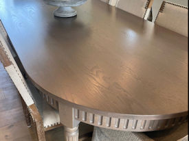 traditional-style-table