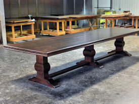 trestle-style-table